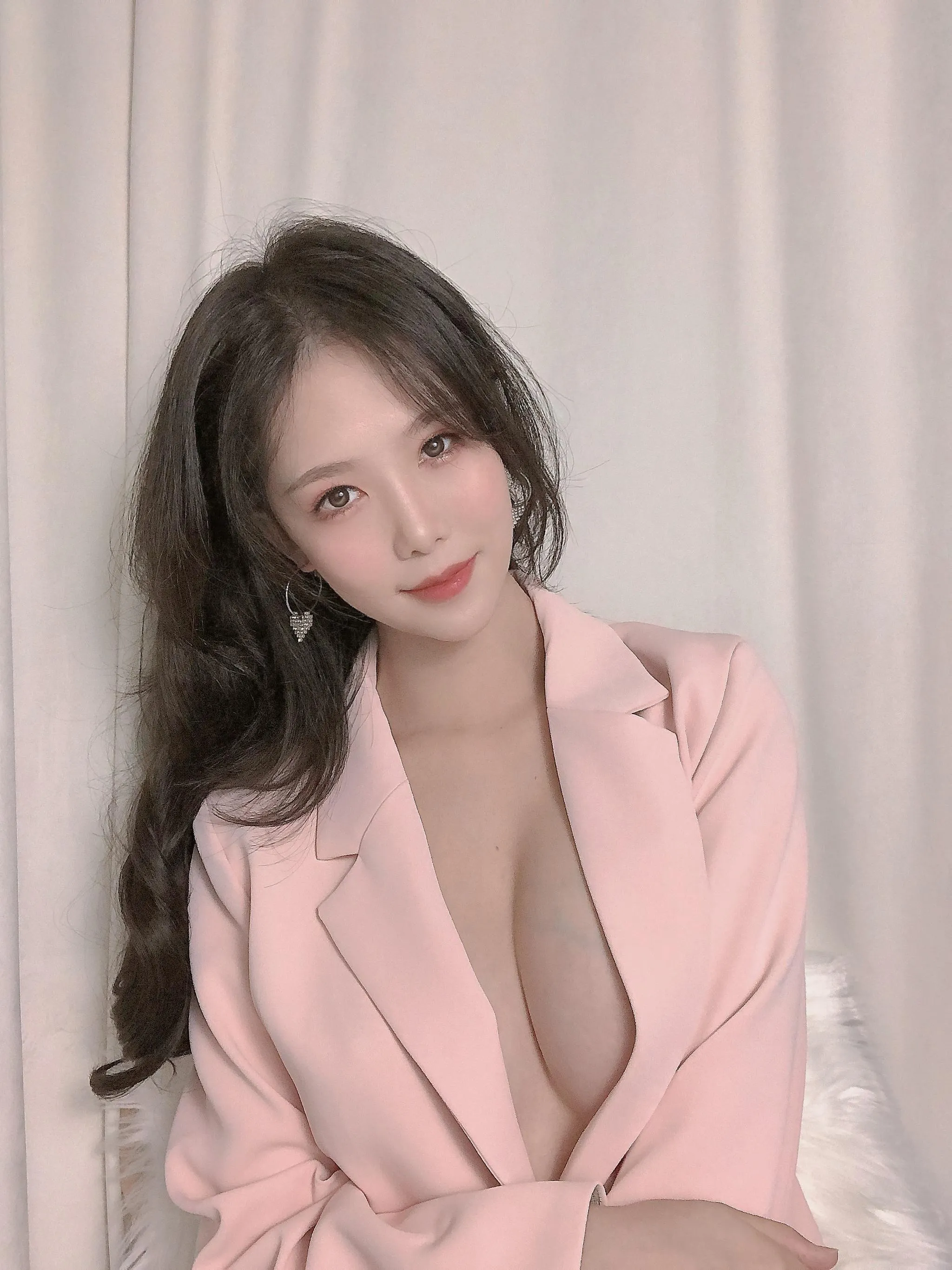 抖娘-利世 – NO.55 粉色西装 [26P]插图2